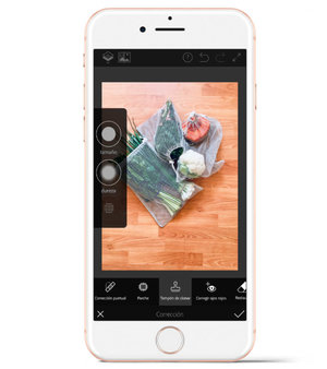 Con Adobe Photoshop Fix podrás corregir imperfecciones en tus fotos con unos pocos toques.